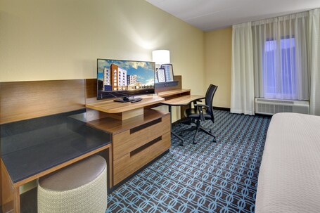 Fairfield Inn Suites by Marriott Asheville Tunnel Road - Image 21