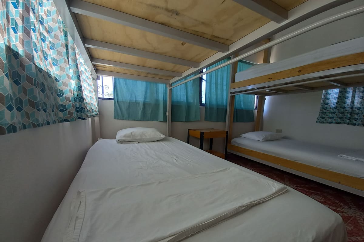 Economy Shared Dormitory, Mixed Dorm | WiFi (free), bed sheets