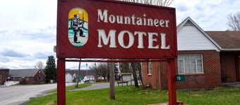 Mountaineer Motel