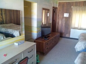 Standard Room, 2 Queen Beds