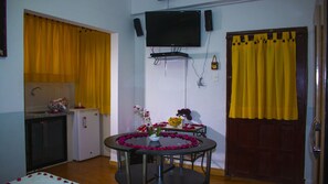 Executive-Zimmer, 2 Schlafzimmer | Daunenbettdecken, individuell eingerichtet, kostenloses WLAN, Bettwäsche