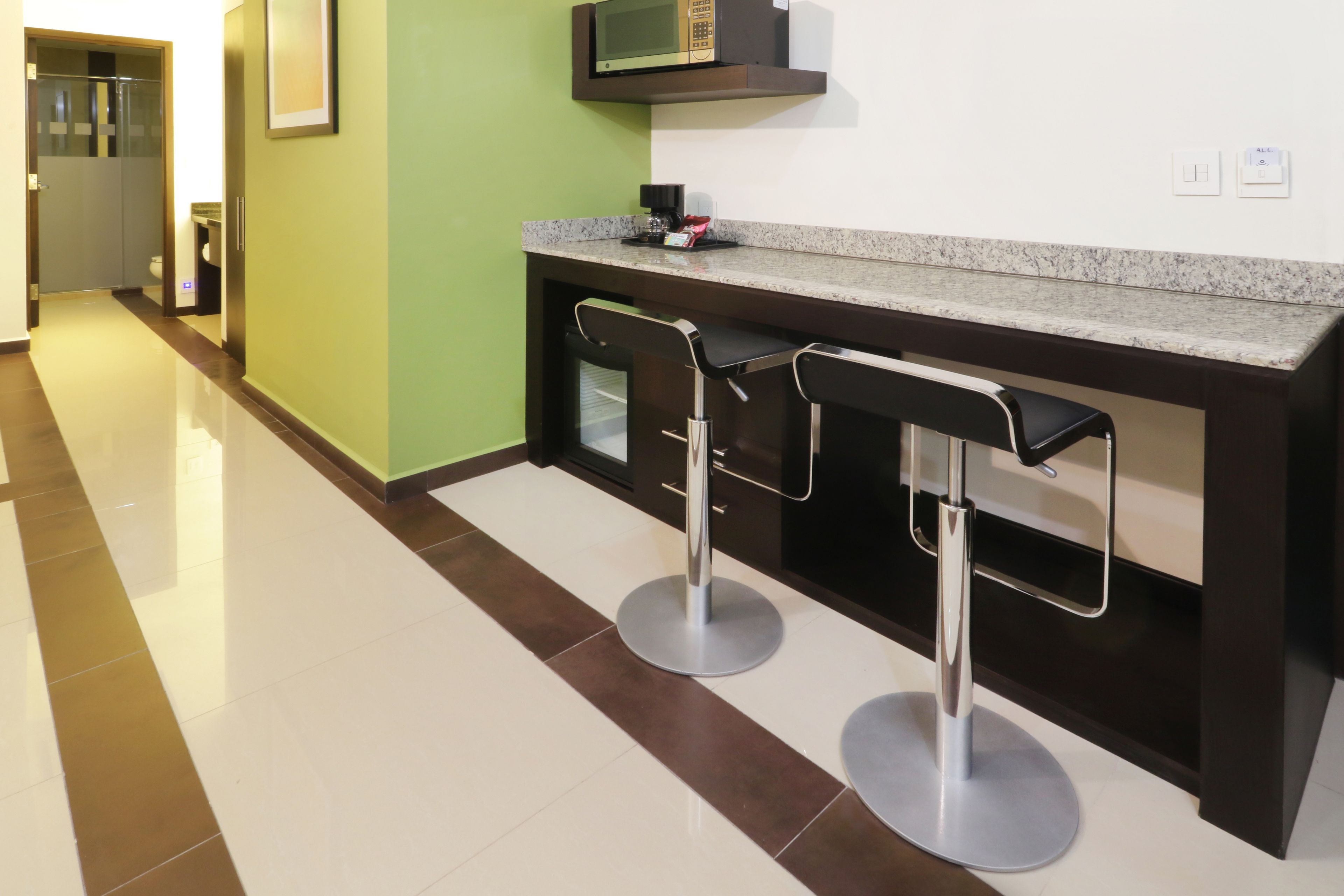 suite, 1 king bed | 1 bedroom, premium bedding, pillow-top beds, minibar