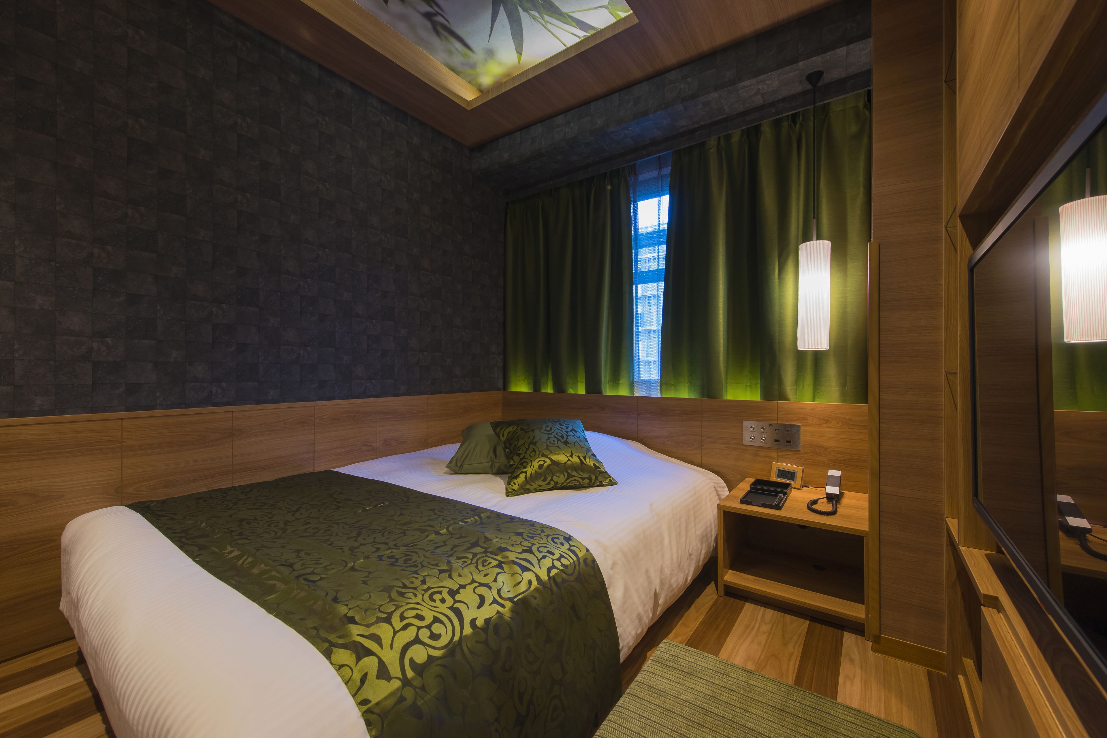 down duvets, in-room safe, desk, free wifi