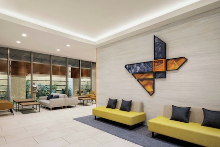 Lobby. Four Points Flex by Sheraton Osaka Shinsaibashi
