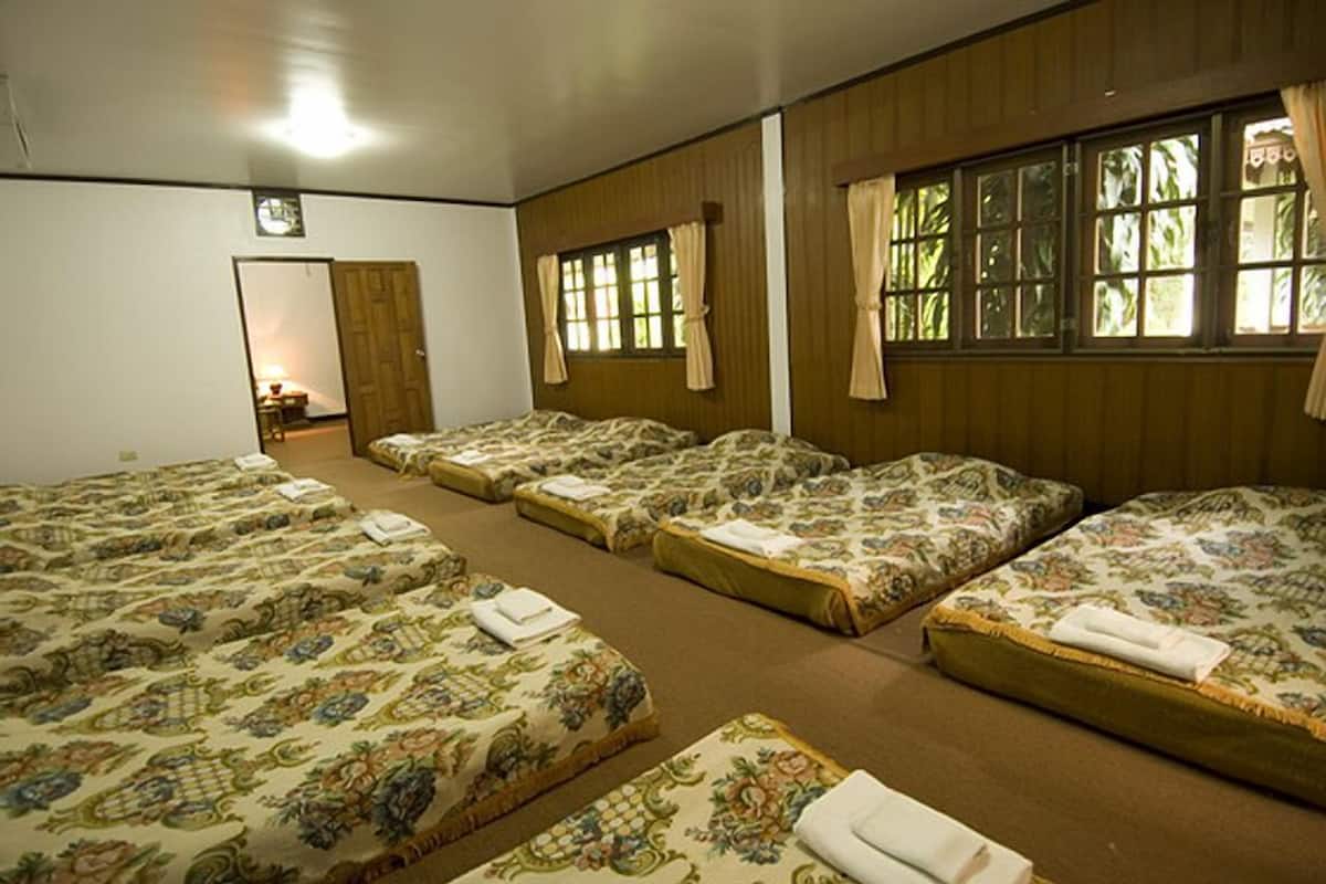 Private Family Room | 1 多间卧室、免费 WiFi