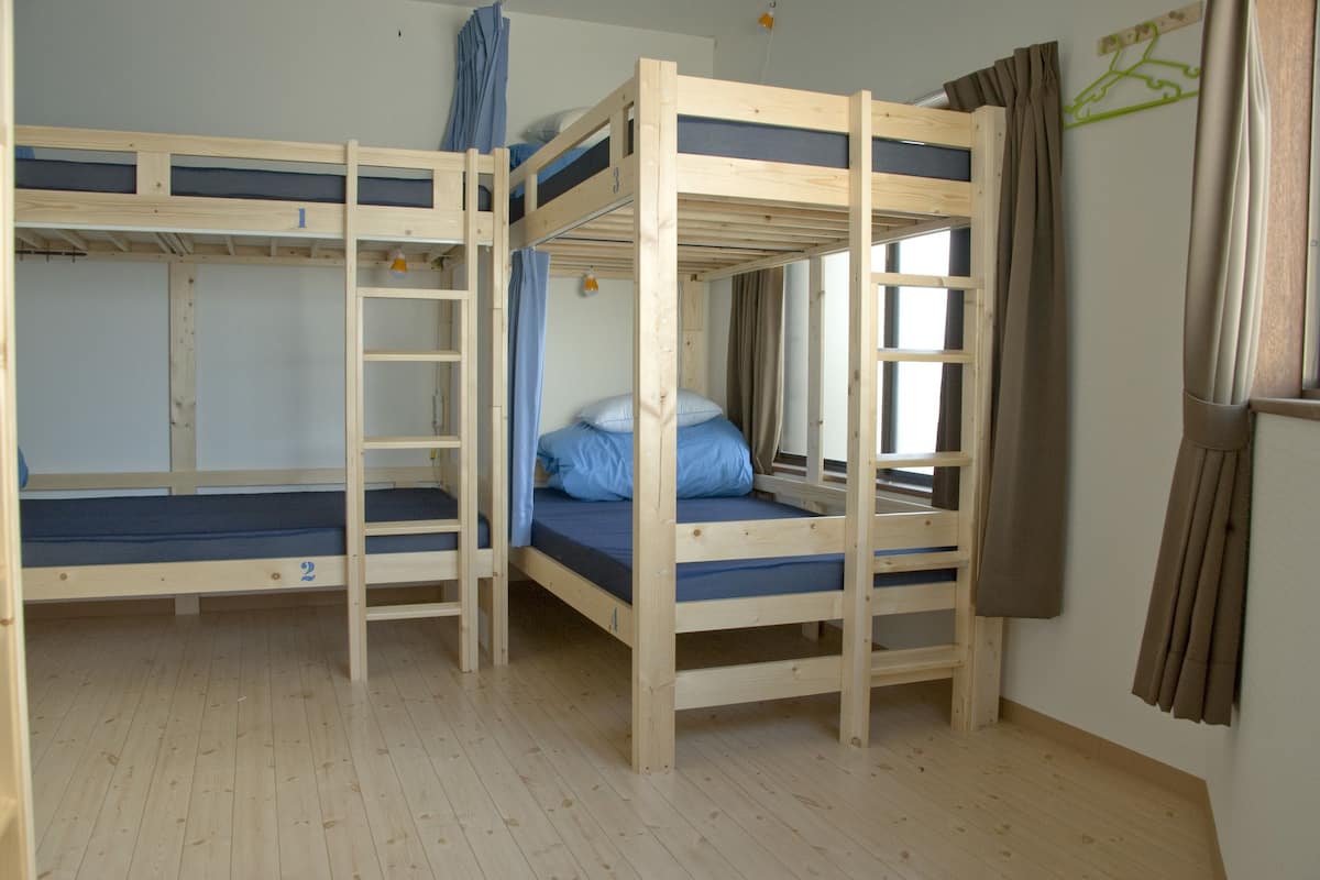 6 bed mixed dormitory | Rollaway beds (surcharge), WiFi (free)