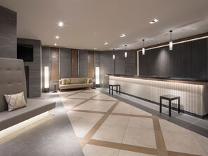 Lobby - HOTEL MYSTAYS Midosuji Honmachi (Osaka)