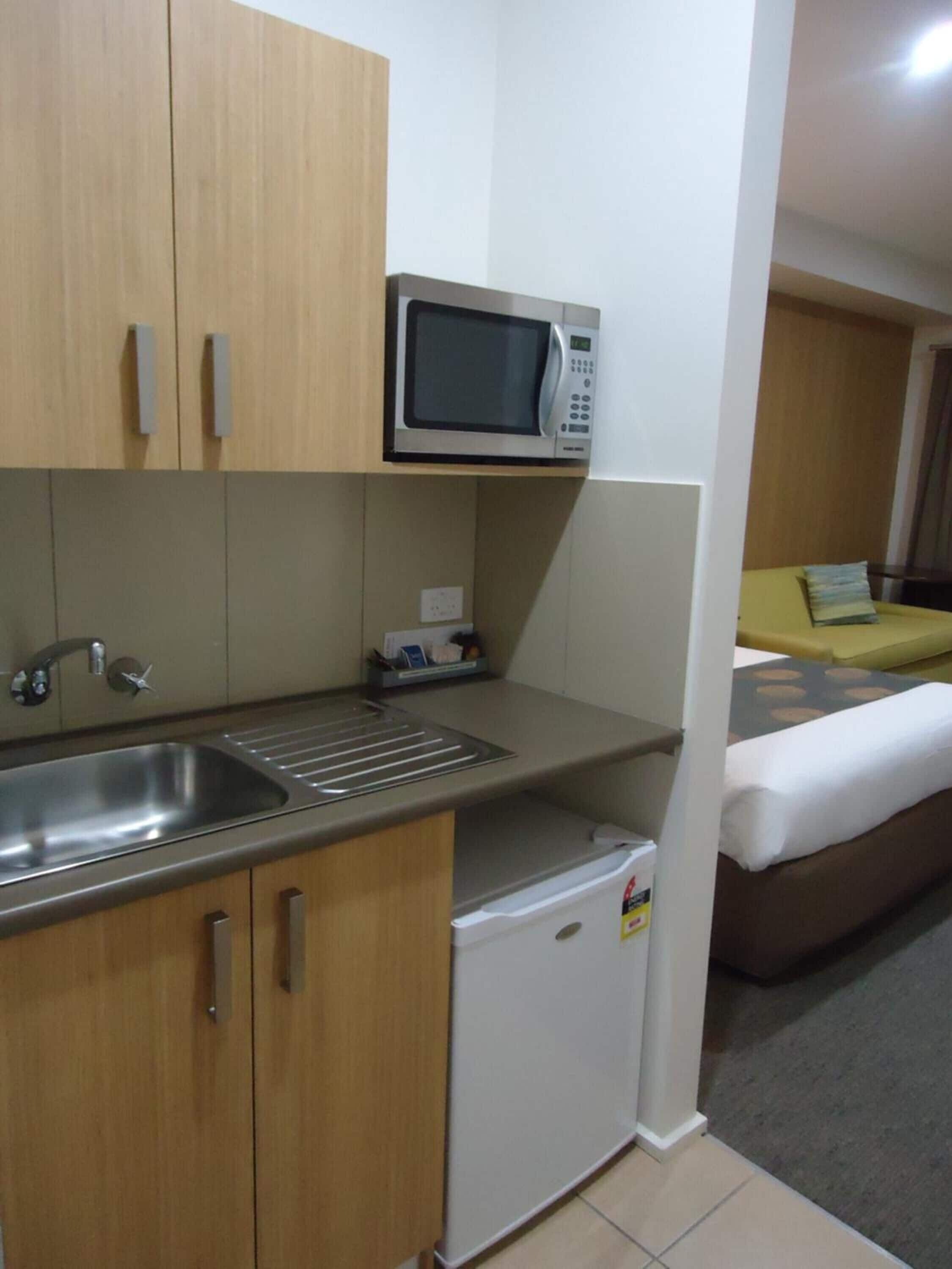 Fridge, microwave, coffee/tea maker, electric kettle