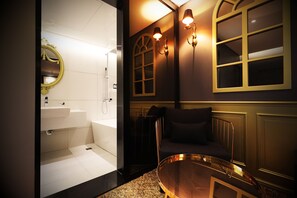 Phòng đôi Deluxe | Bàn, truy cập Internet không dây miễn phí 