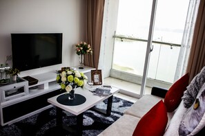 Living area - Maxshare Hotels & Serviced Apartments (Ha Long)