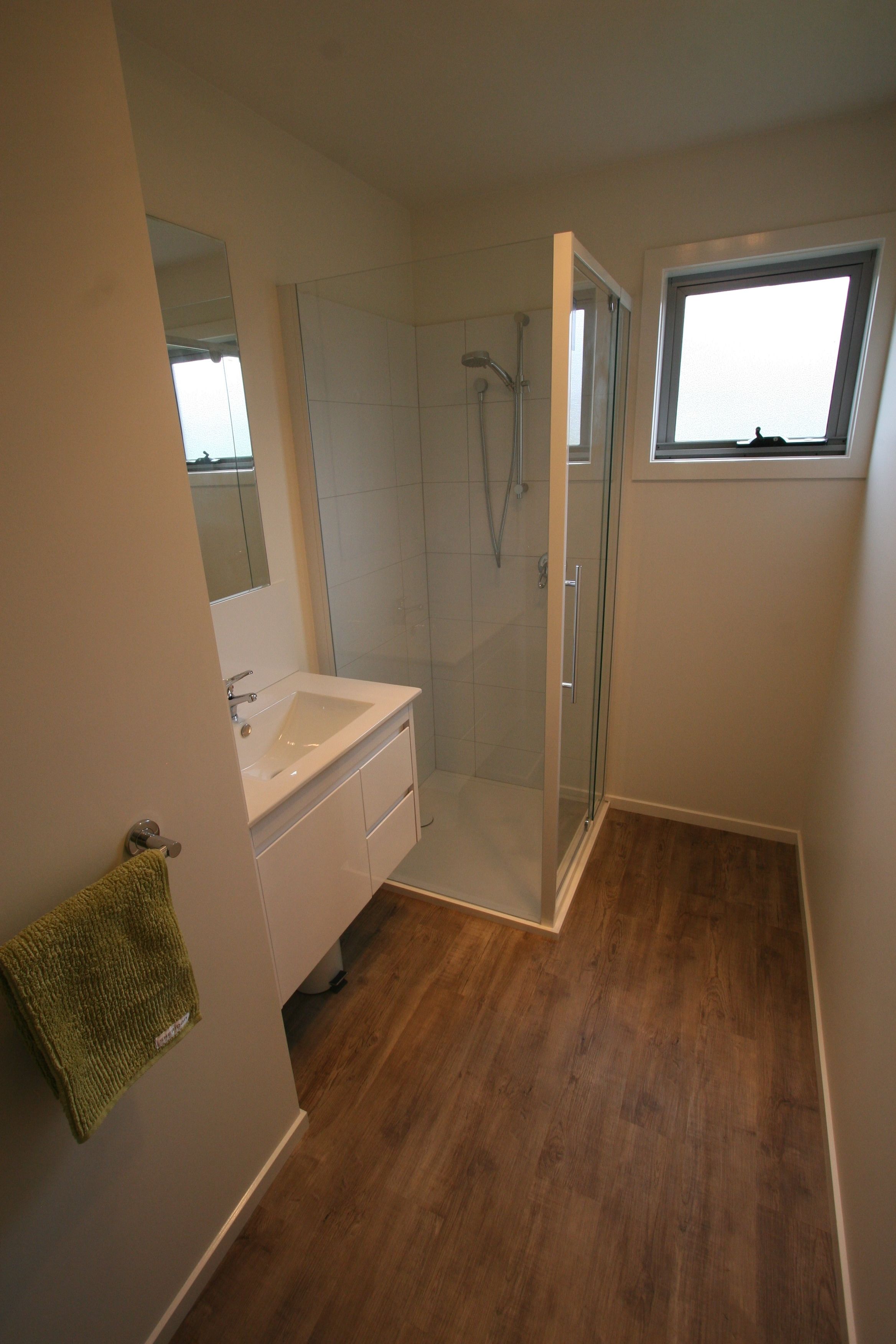 Cedar Cottages Blackmans Bay — image 17