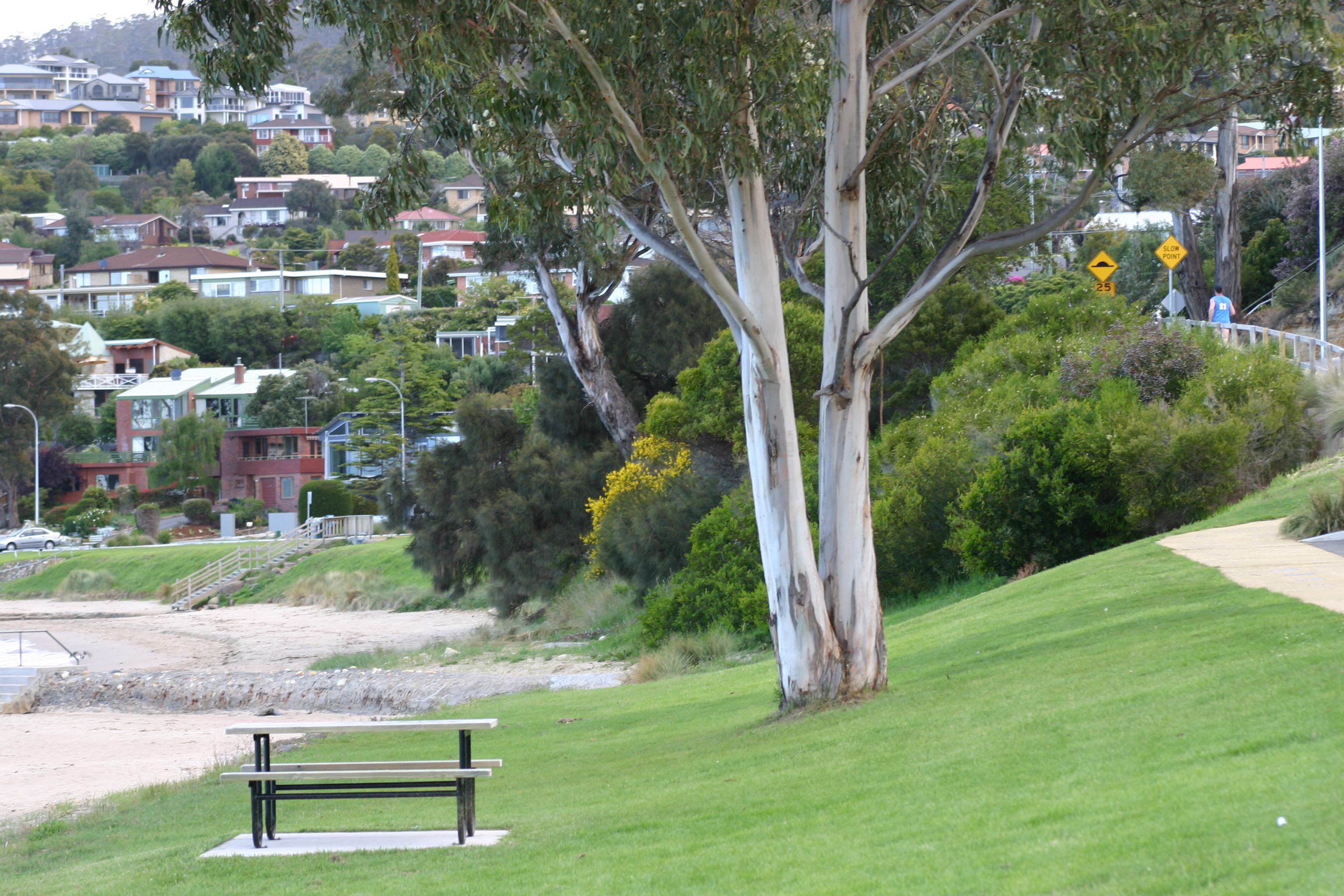 Cedar Cottages Blackmans Bay — image 26