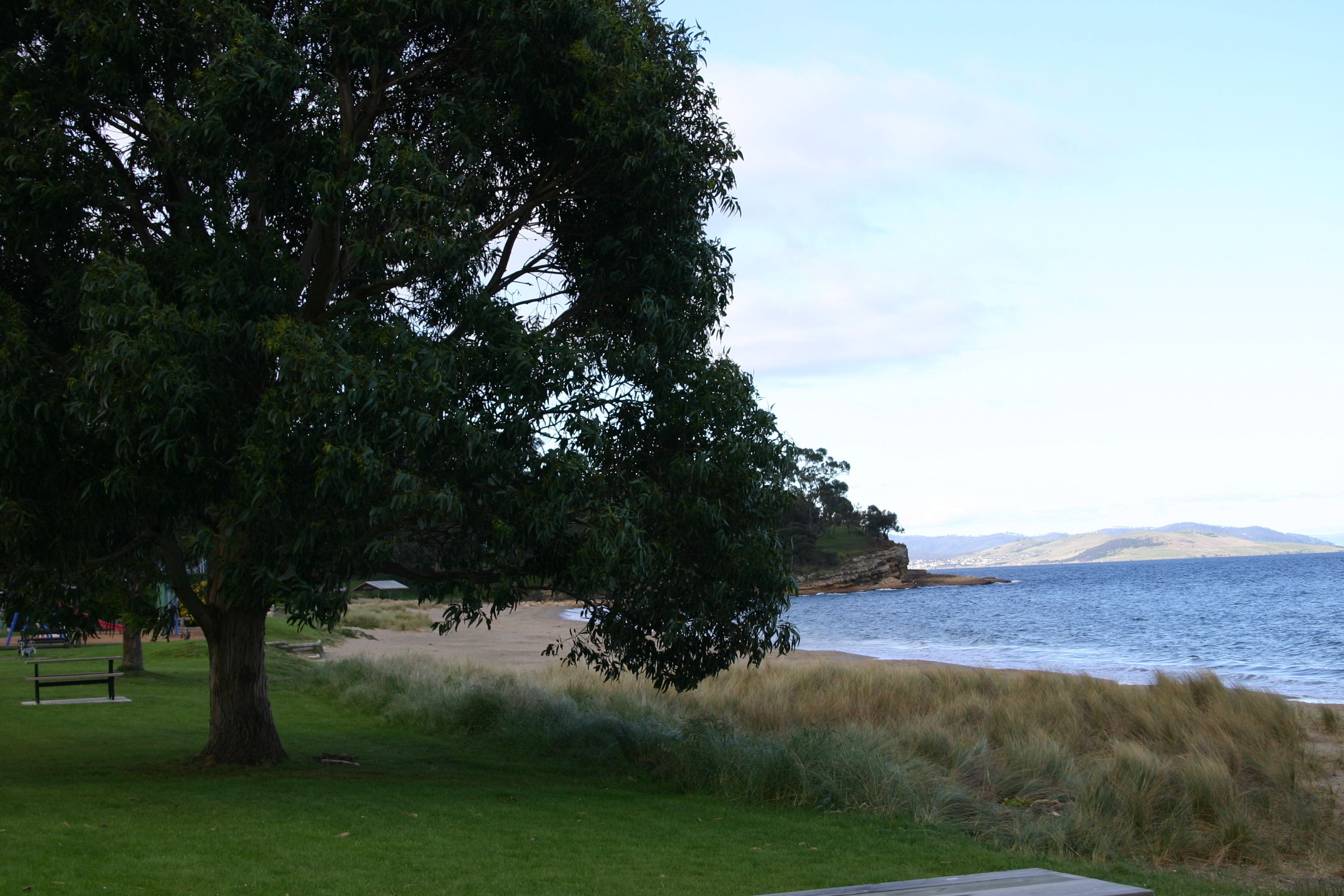 Cedar Cottages Blackmans Bay — image 22