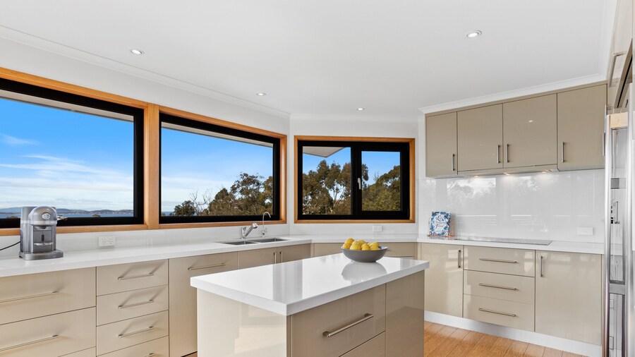 Cedar Cottages Blackmans Bay