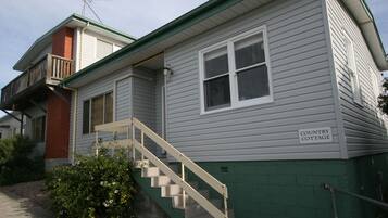 Family House, 4 Bedrooms, Kitchen, Sea View | Exterior