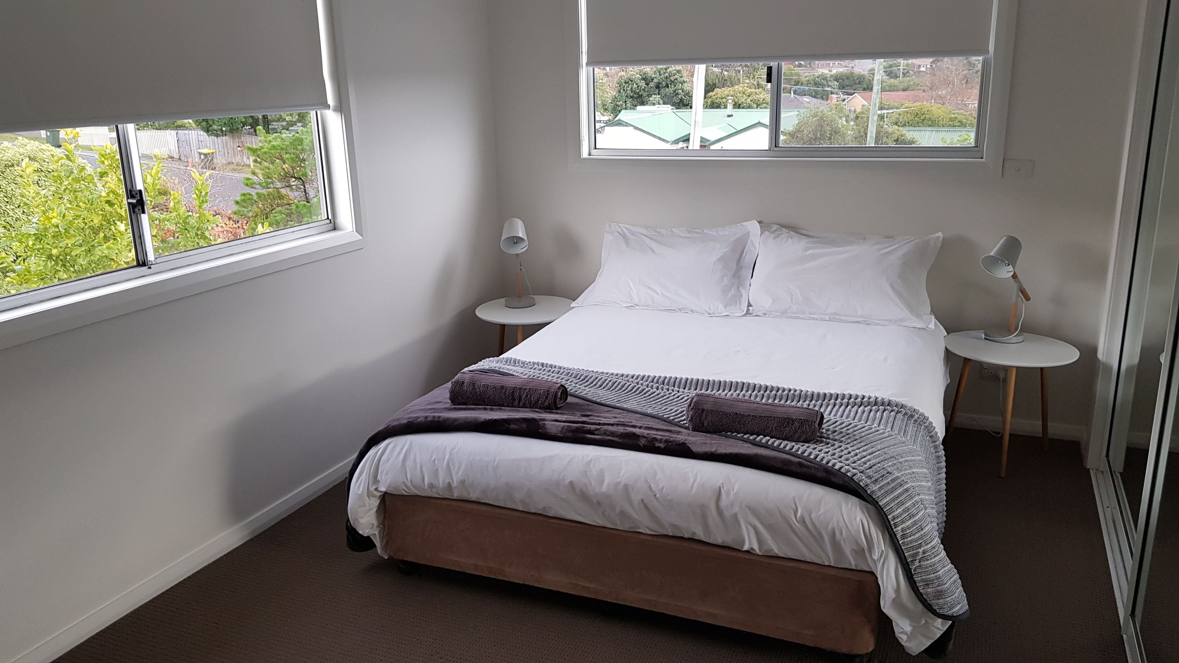 Cedar Cottages Blackmans Bay — image 8