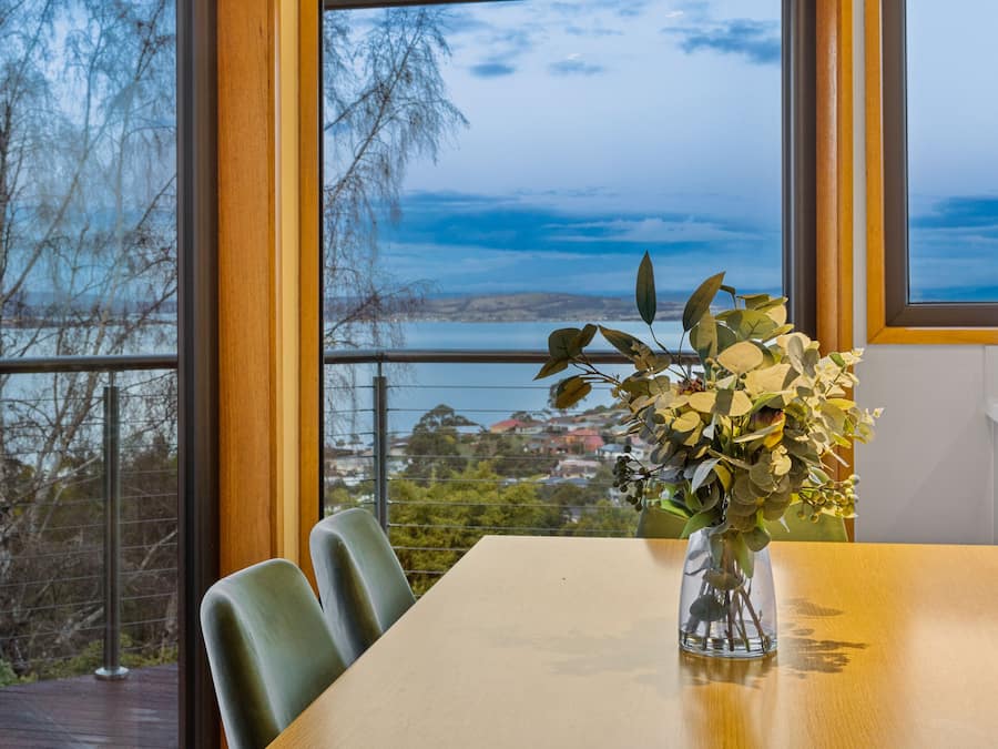 Executive House | In-room dining