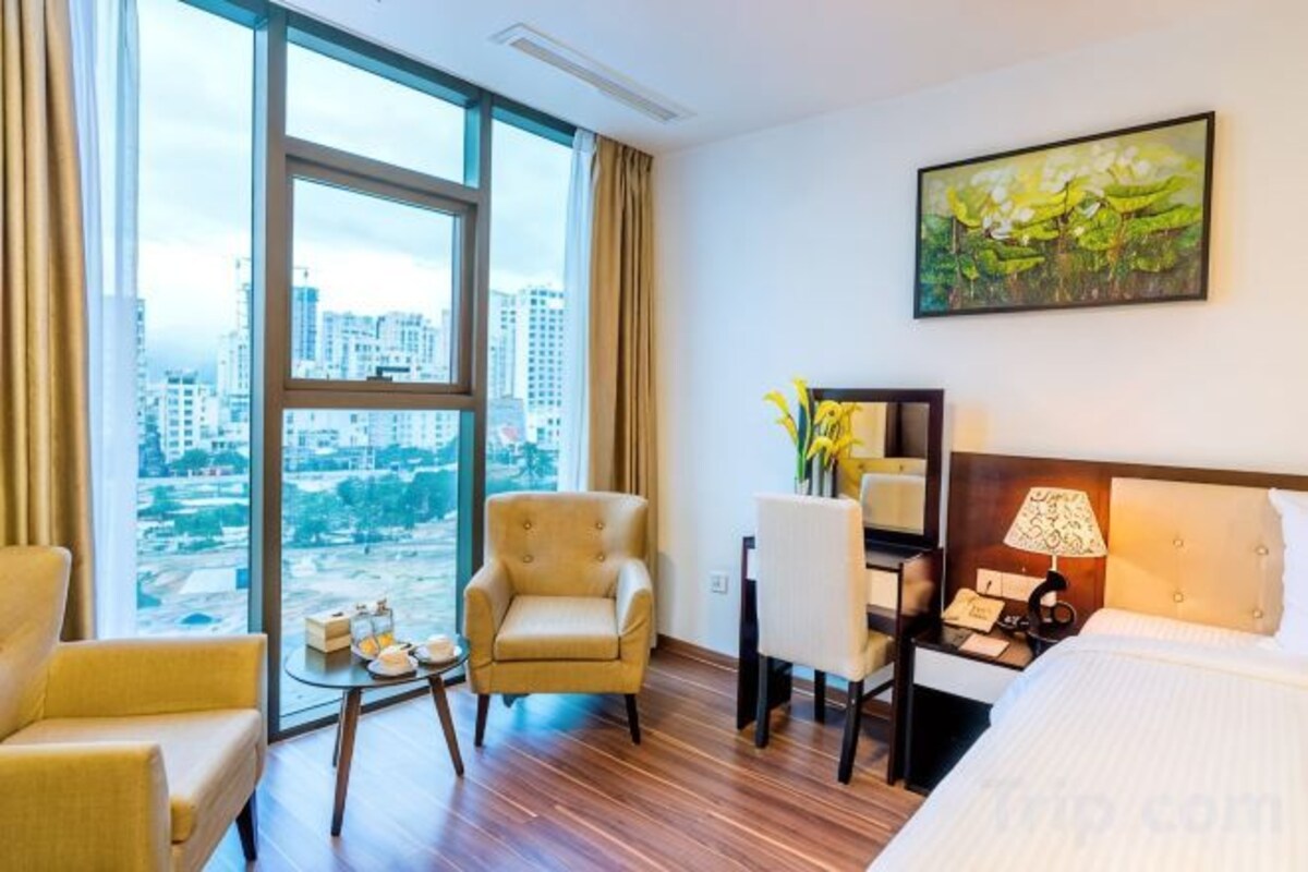 Minibar, in-room safe, desk, blackout curtains