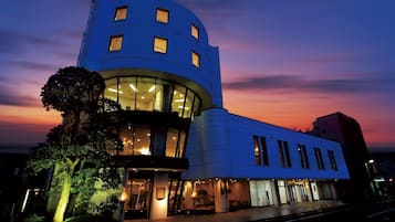 Front of property - evening/night