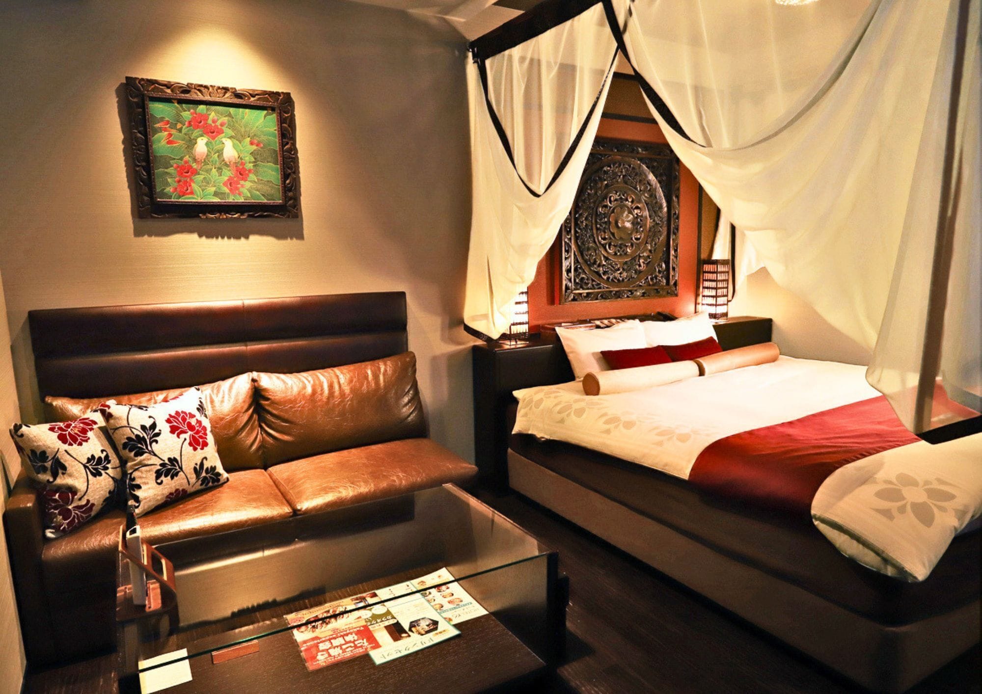 Superior Type/King Size Bed/27 sqm/with Free All-you-can-drink Alcohol (Smoking) | Phòng cách âm, truy cập Internet không dây miễn phí, bộ trải giường 
