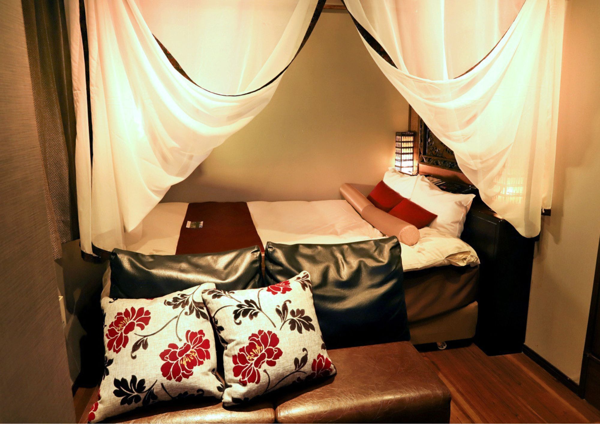 Value Type/Double Bed/20 sqm/with Free All-you-can-drink Alcohol (Smoking) | Phòng cách âm, truy cập Internet không dây miễn phí, bộ trải giường 