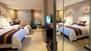 Chambre Deluxe avec lits jumeaux | Bureau, accès au Wi-Fi (inclus)