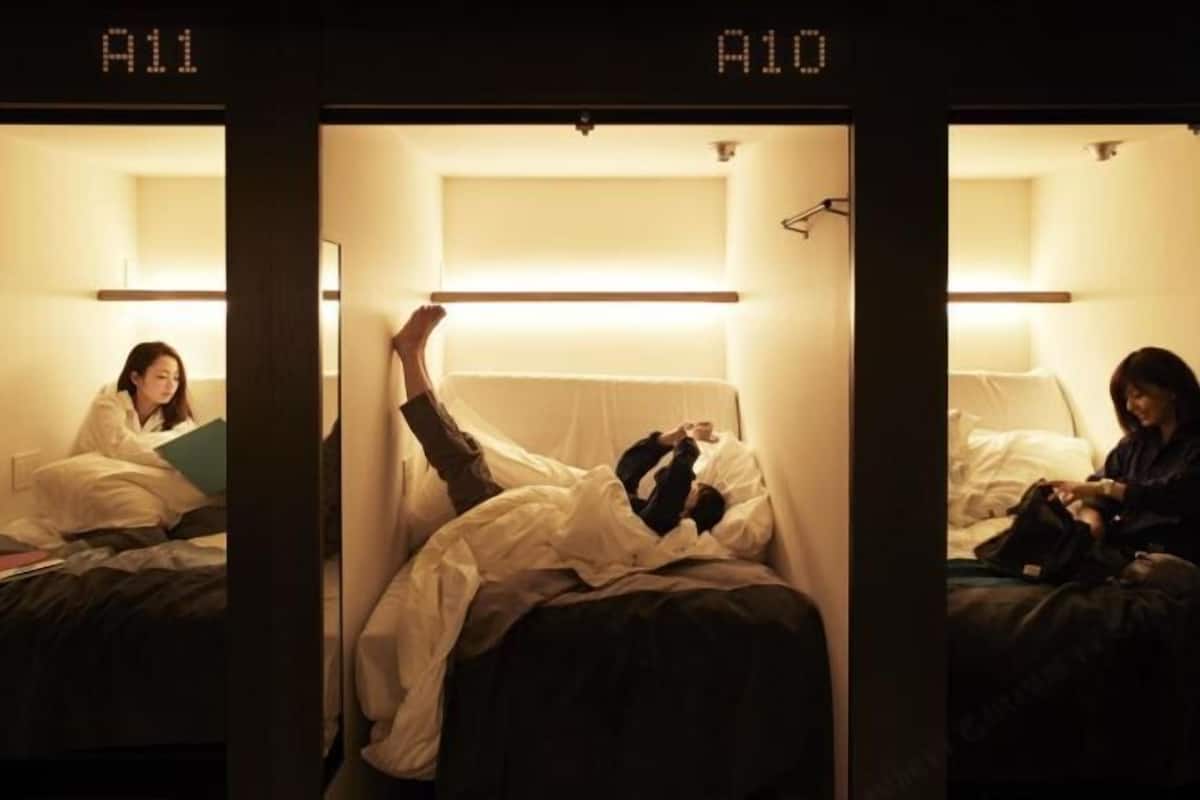 Cortinas blackout, tabla de planchar con plancha y wifi gratis