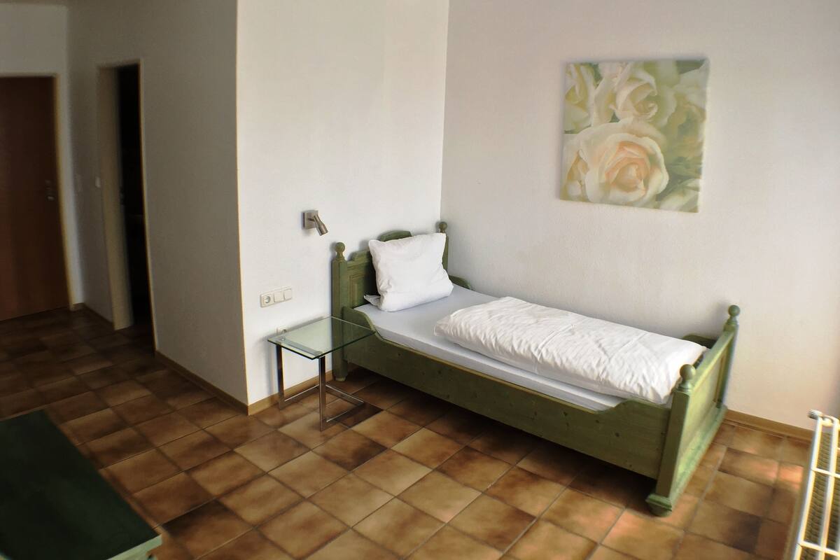 Single Room | Room amenity