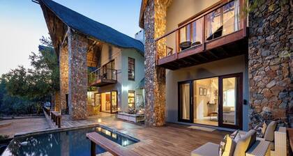 eKhaya Bush Villa