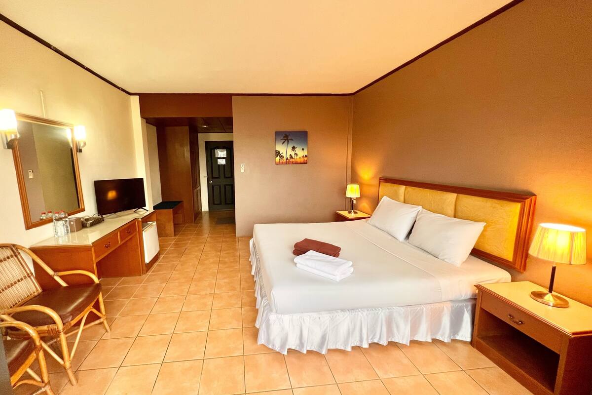 Habitación superior | Insonorización, wifi gratis y ropa de cama