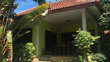 Standard Bungalow | Free WiFi