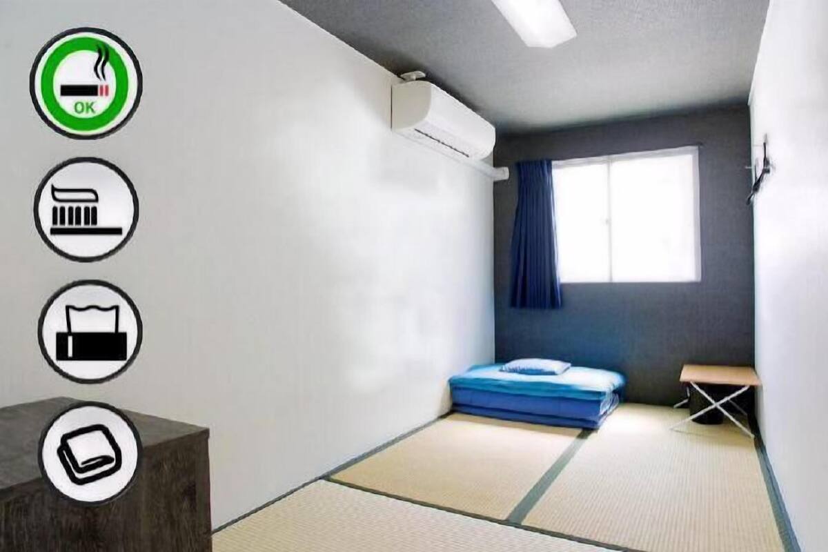 Blackout drapes, free WiFi