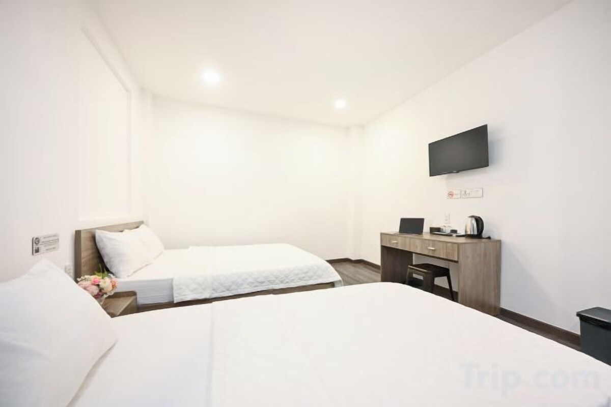 Bureau, rideaux occultants, chambres insonorisées, Wi-Fi gratuit