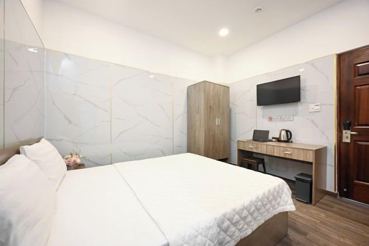 Bureau, rideaux occultants, chambres insonorisées, Wi-Fi gratuit