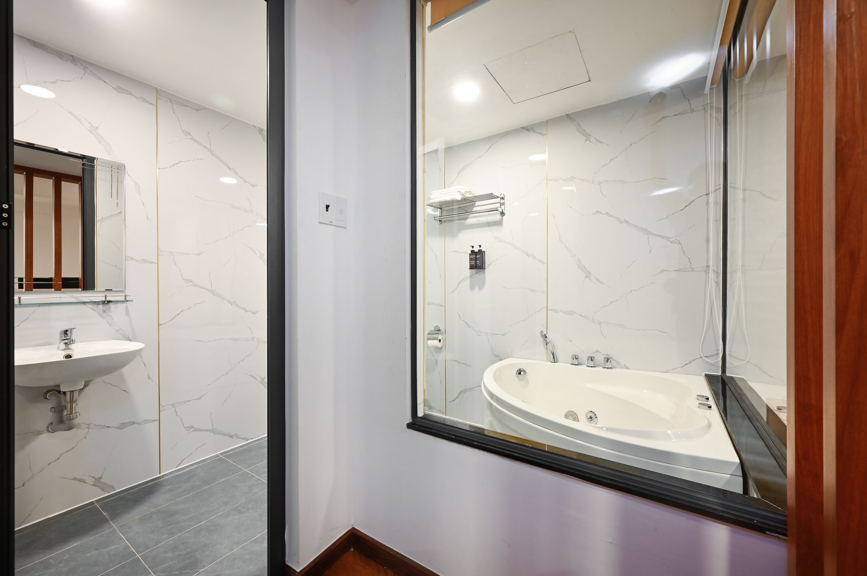 Foto - YoKo Airport Saigon Hotel