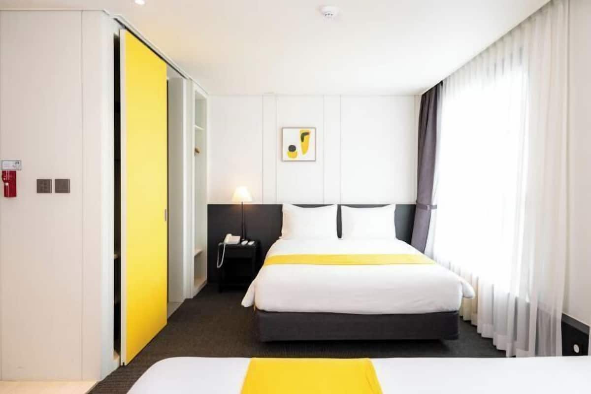 Literie de qualité supérieure, coffres-forts dans les chambres