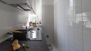 Appartamento (2 Bedrooms) | Cucina privata | Frigorifero, microonde, piano cottura, lavastoviglie