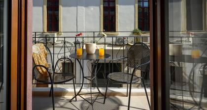 Minaret Suites & Apartments