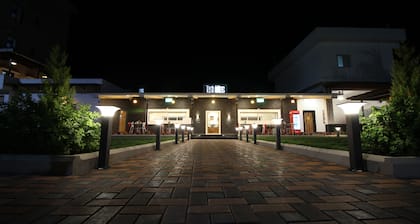 Hotel Majestique pune