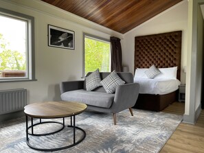 Stuga | Strykjärn/strykbräda, wi-fi och sängkläder