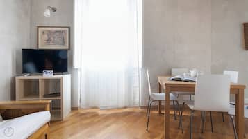 Apartment (1 Bedroom) | Depan hartanah