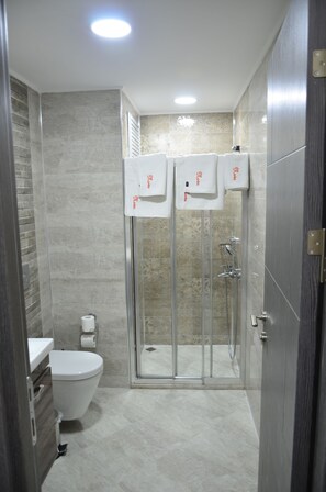 Classic Room, 1 Queen Bed, Accessible | Bathroom | Shower, free toiletries, hair dryer, bathrobes - Nova Citrus Hotel (Seferihisar)