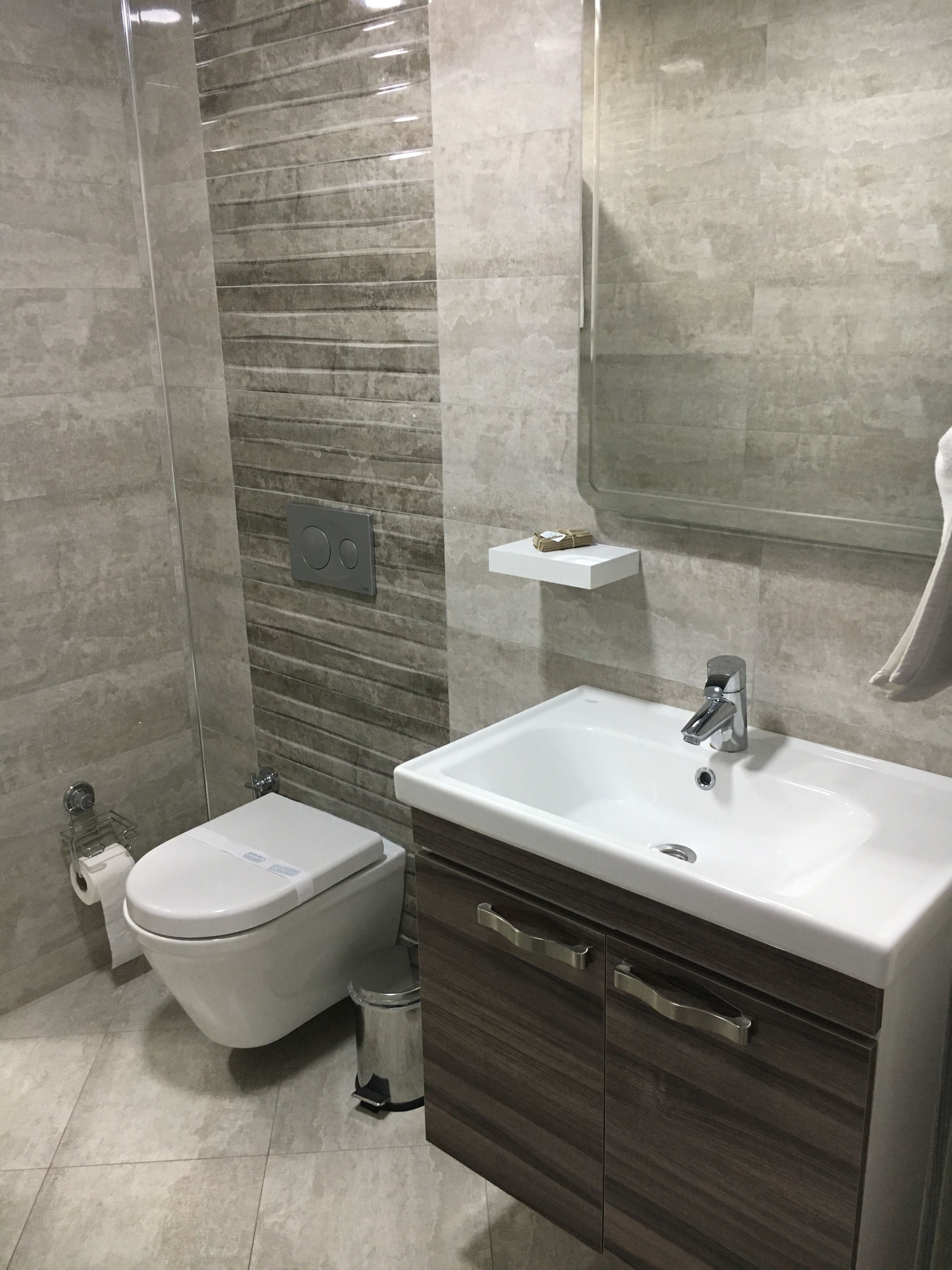 elite quadruple room, 1 bedroom, garden view | free minibar, desk, soundproofing, rollaway beds