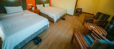 Standard Room | Peti besi dalam bilik, seterika/papan seterika, Wi-fi percuma