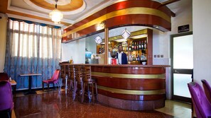 Bar (on property) - Hera Addis Hotel (Addis Ababa)