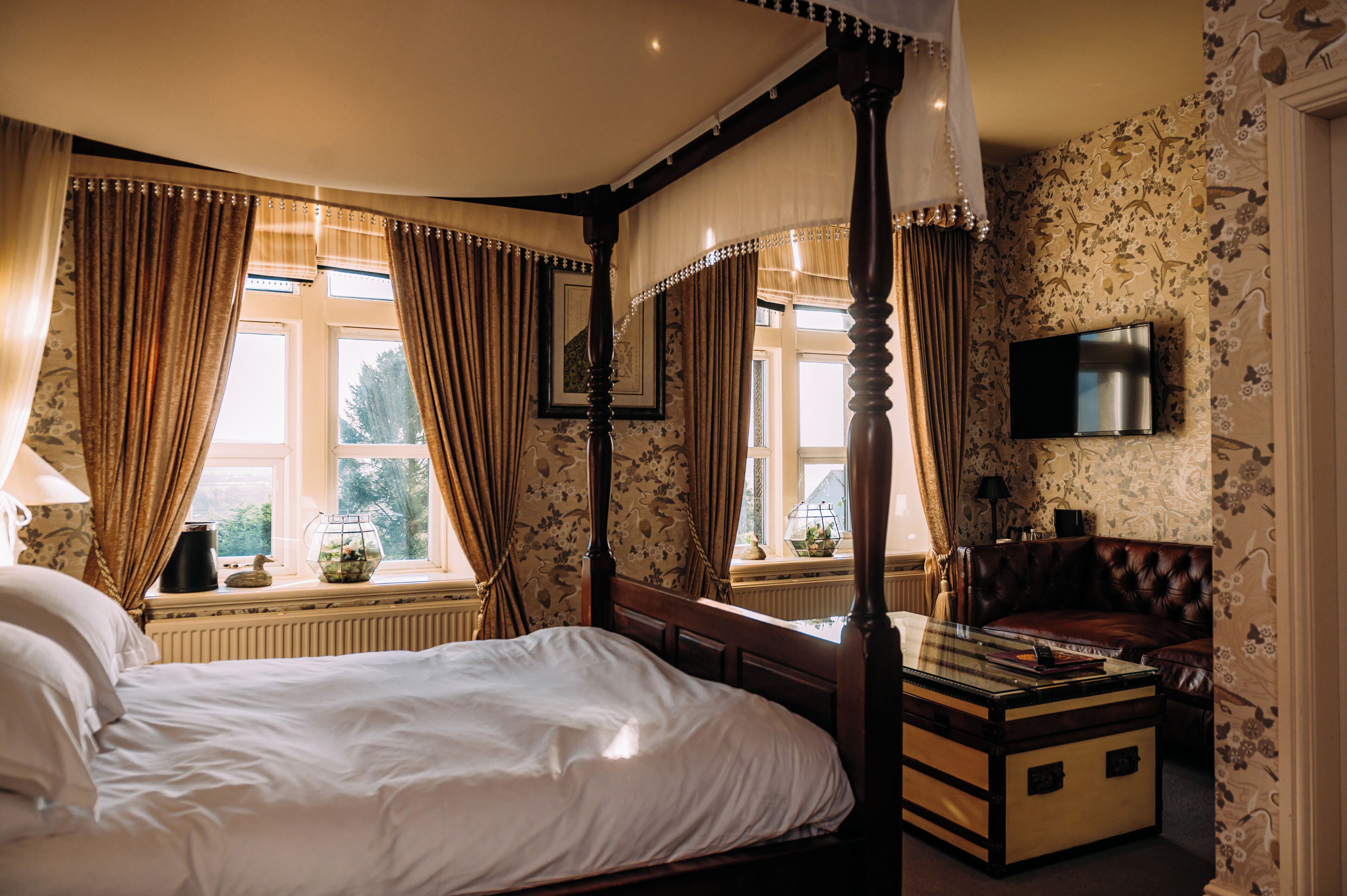 suite, ensuite (four poster) | 1 bedroom, premium bedding, individually decorated