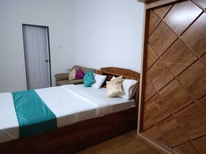 Budget Non Ac Room | Ilmainen Wi-Fi, vuodevaatteet