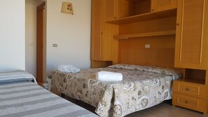 Triple Room | Free cribs/infant beds, rollaway beds, free WiFi