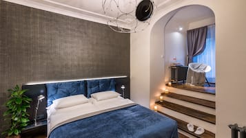 Apartment, 2 Bedrooms | 1 bedroom, premium bedding, minibar, in-room safe