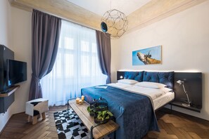 1 bilik tidur, peralatan tempat tidur premium, bar mini 